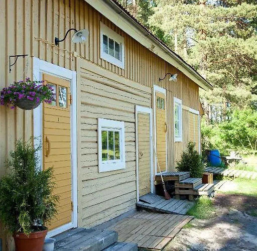 Pinus Bed & Breakfast *