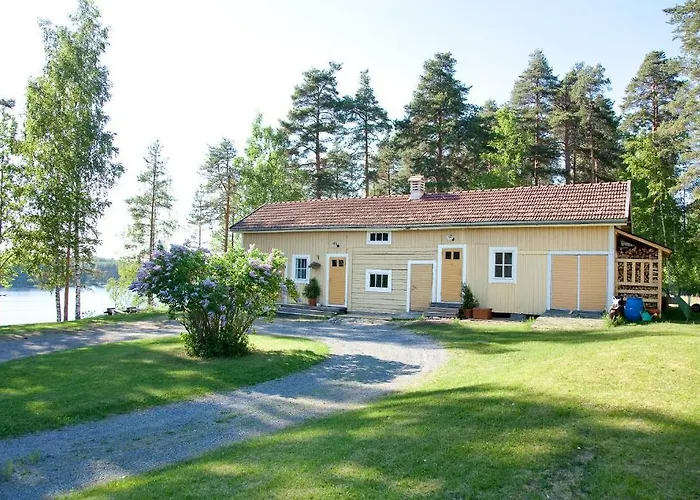 Pinus Bed & Breakfast